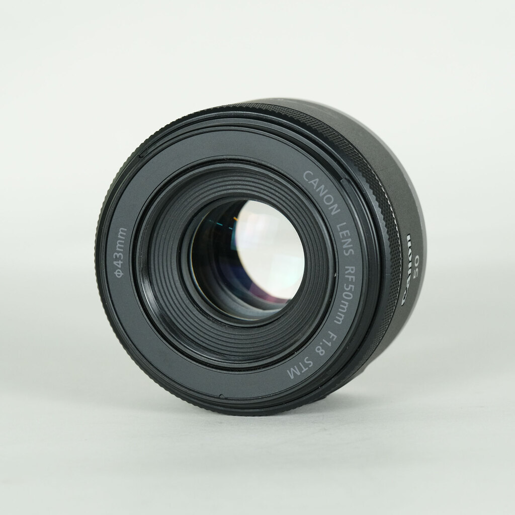 Canon RF50mm F1.8 STMの出品 | ONE SCENE（ワンシーン）