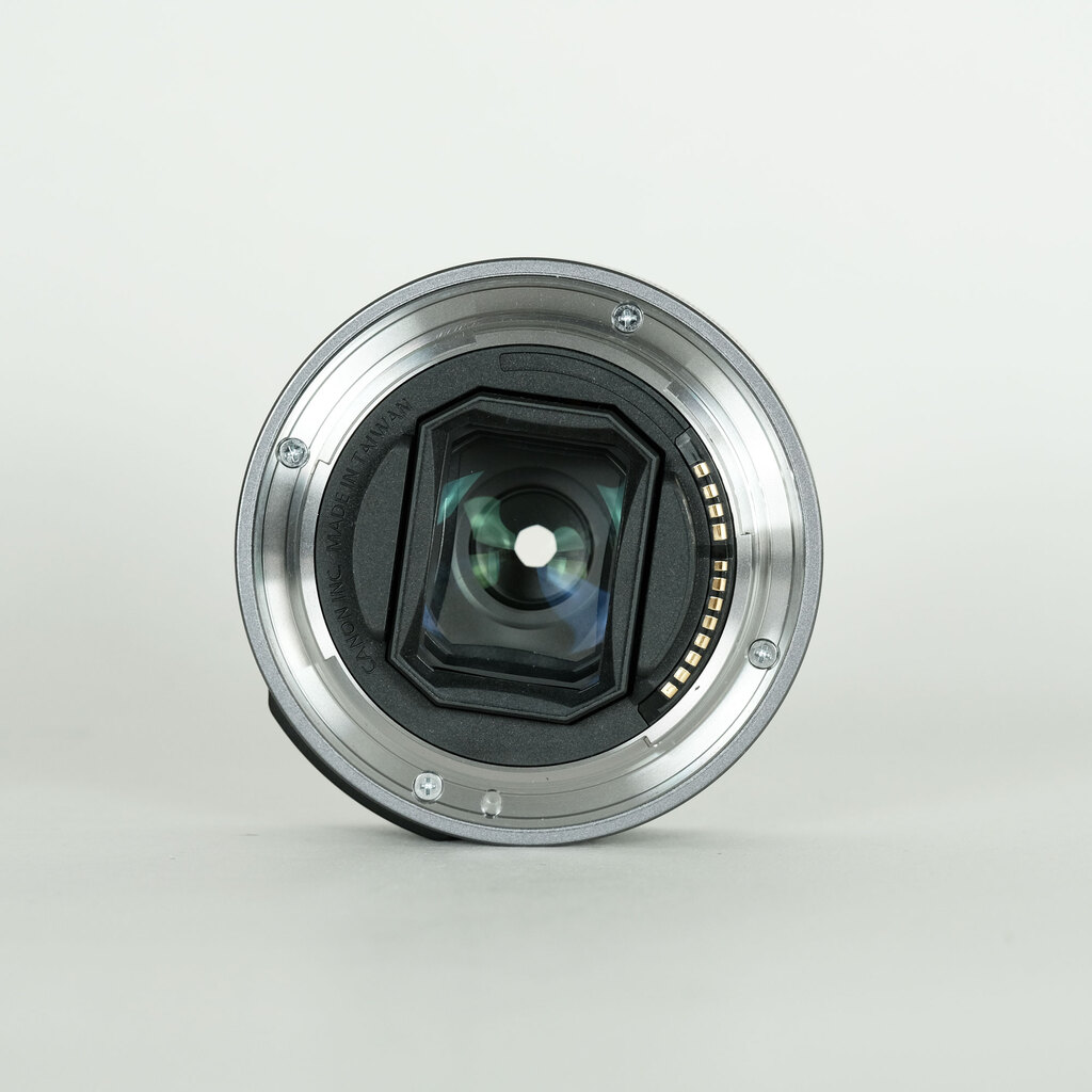 Canon RF28mm F2.8 STM