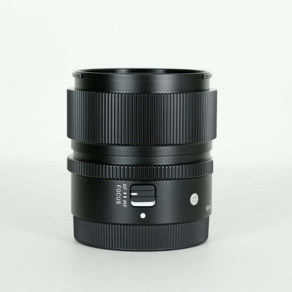 SIGMA 90mm F2.8 DG DN｜Contemporary [ソニーE用]