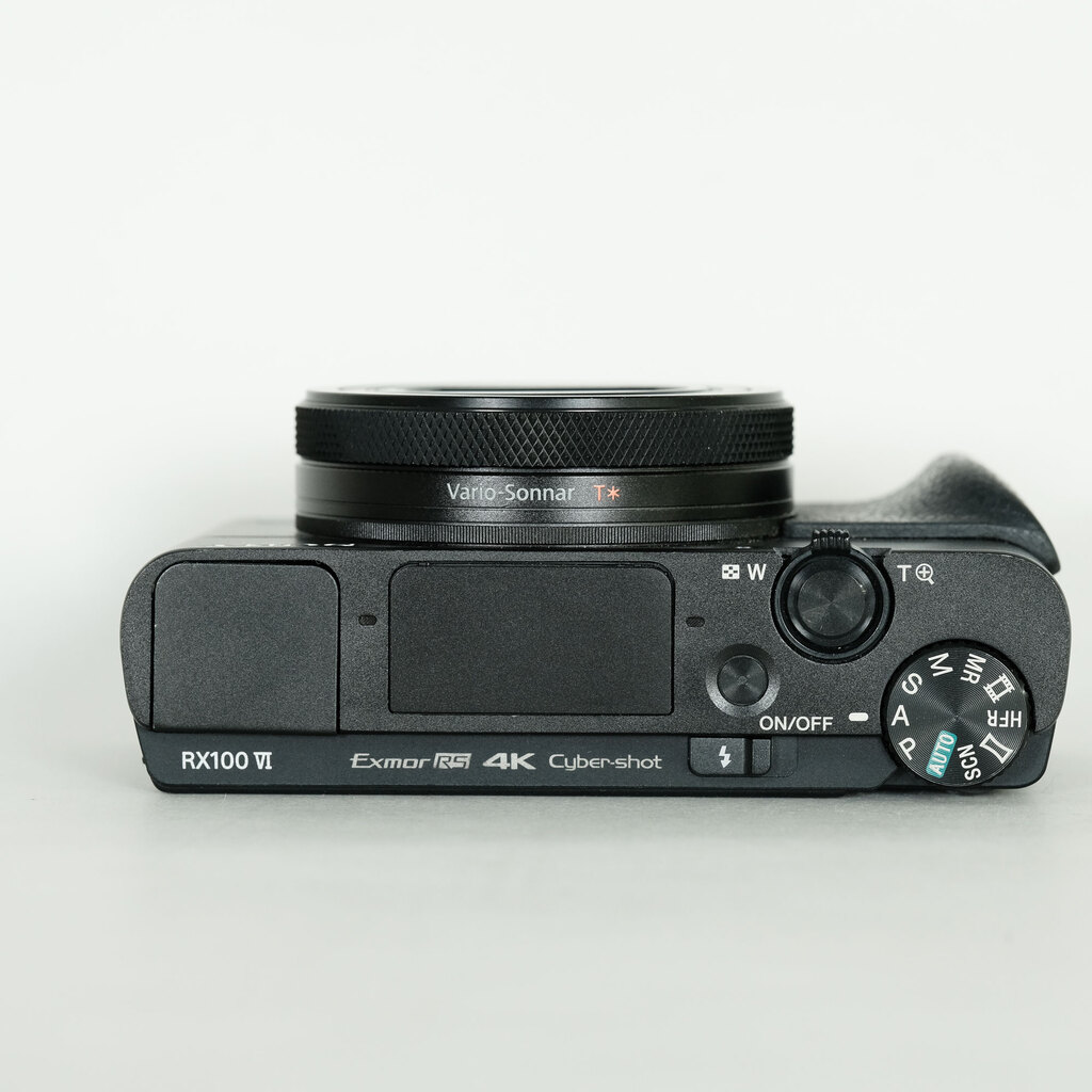 SONY Cyber-shot DSC-RX100M6