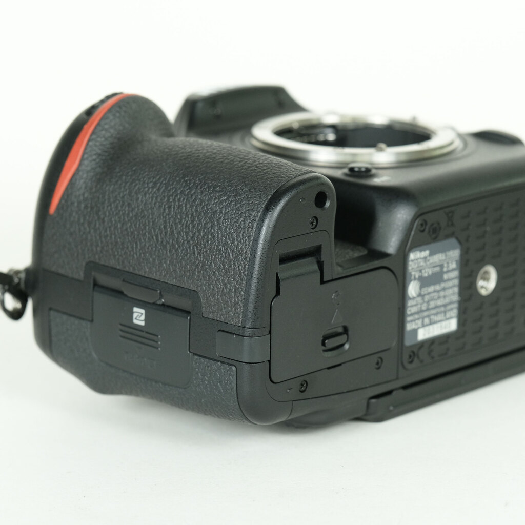 Nikon D500