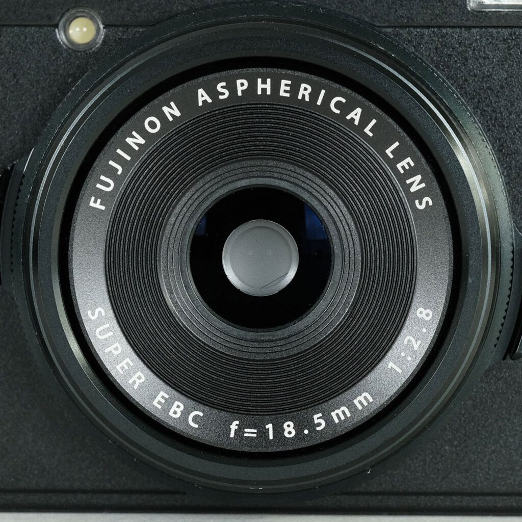FUJIFILM X70 ブラック