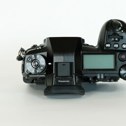 Panasonic LUMIX DC-G9 PRO