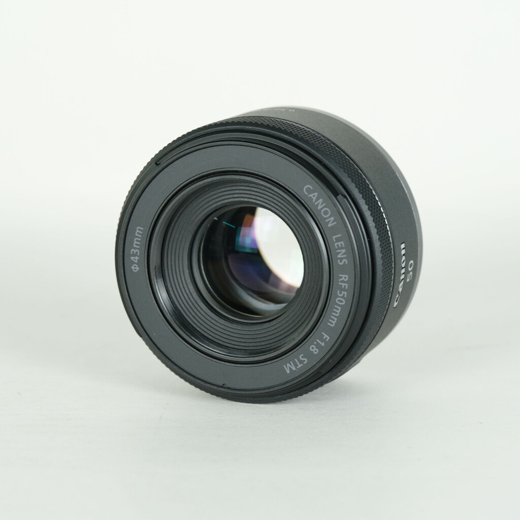 Canon RF50mm F1.8 STM Canon RF50mm F1.8 STM