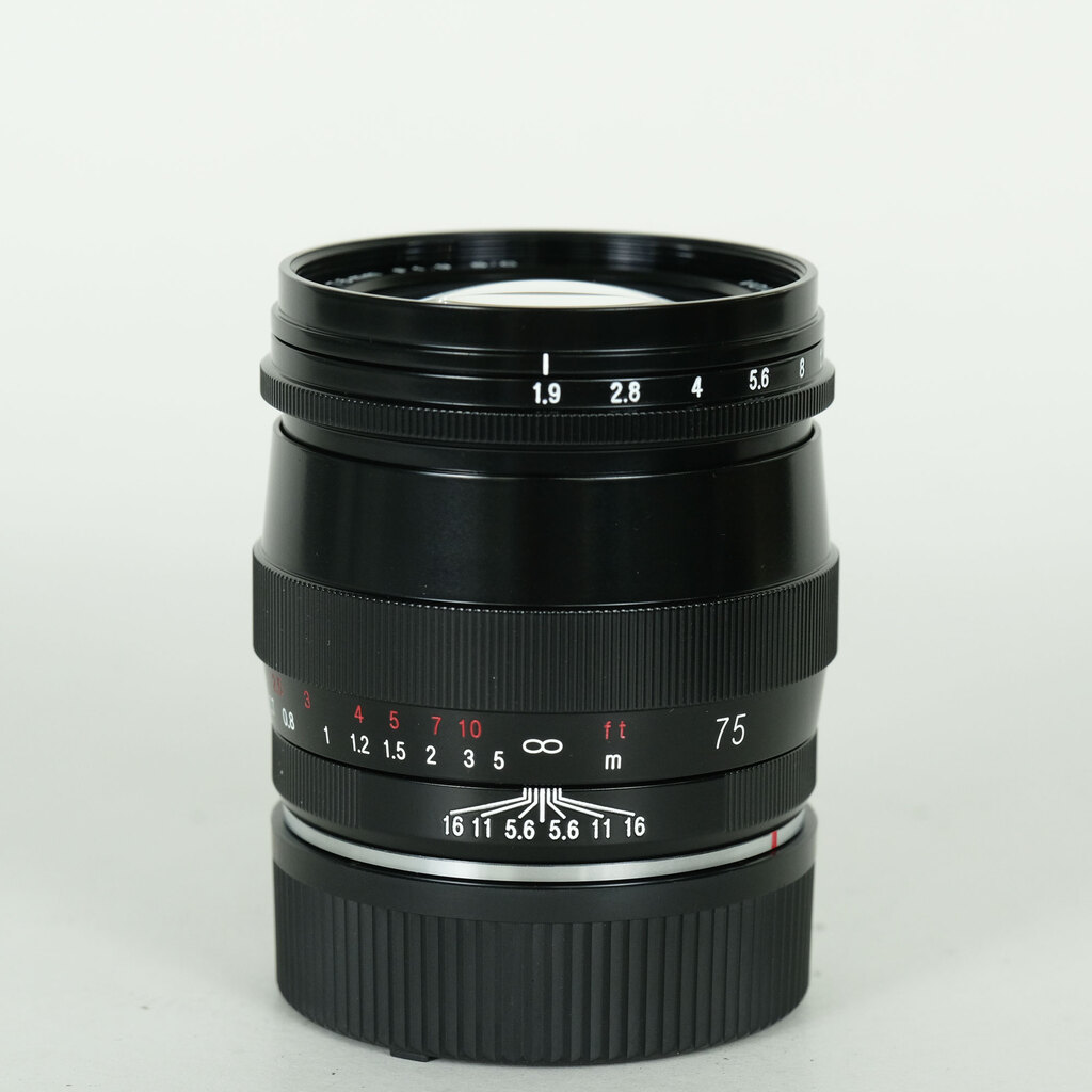 �R�V�i �t�H�N�g�����_�[ ULTRON 75mm F1.9 SC �V���O���R�[�g �u���b�N�y�C���g ���C�JM�p