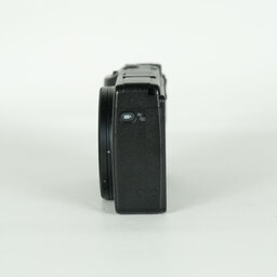 RICOH GR IV