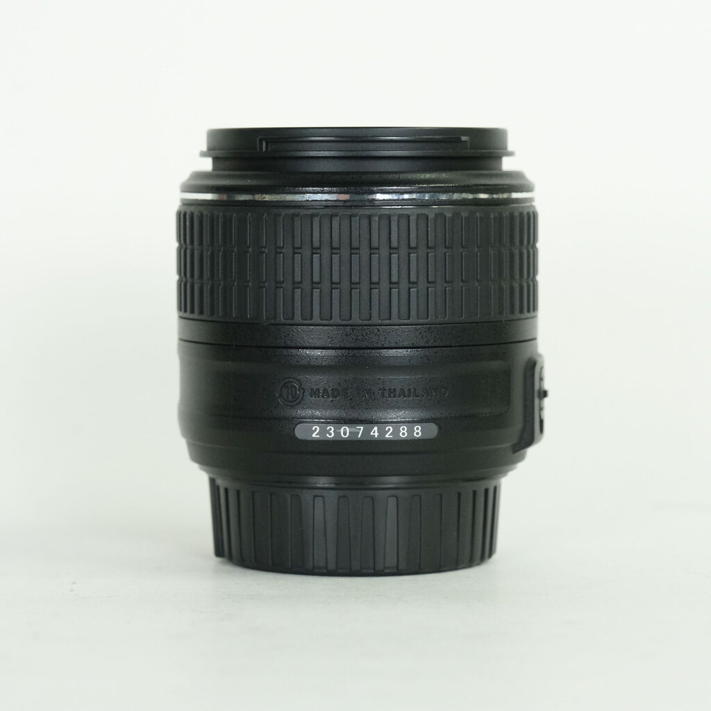 Nikon AF-S DX NIKKOR 18-55mm f3.5-5.6G VR II