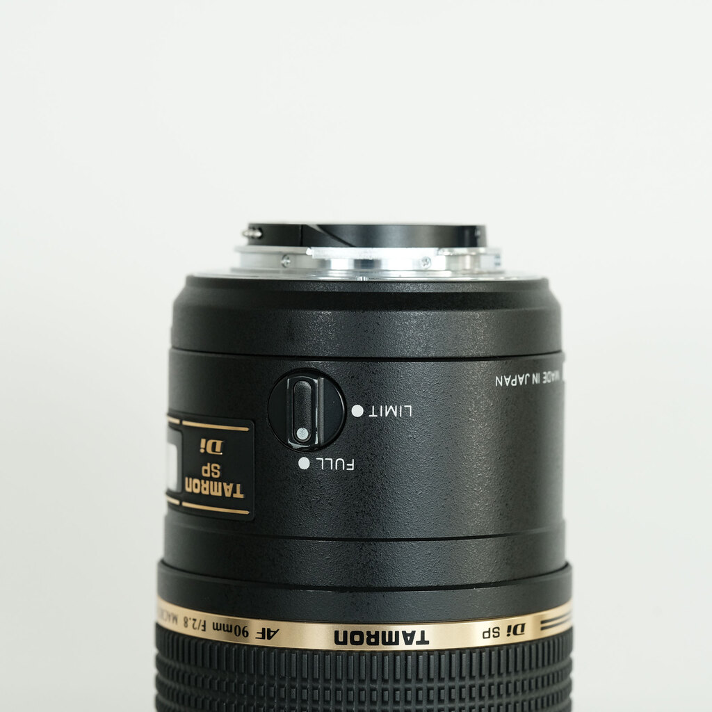 TAMRON SP 90mm F2.8 Di Macro 1:1/Model 272ENII(ニコンF用モーター内蔵) TAMRON SP 90mm F2.8 Di Macro 1:1/Model 272ENII(ニコンF用モーター内蔵)