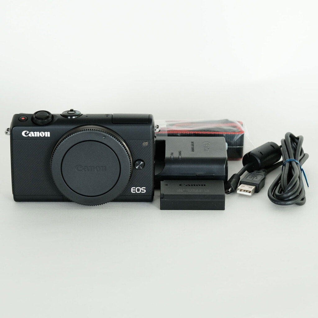 Canon EOS M100 Canon EOS M100