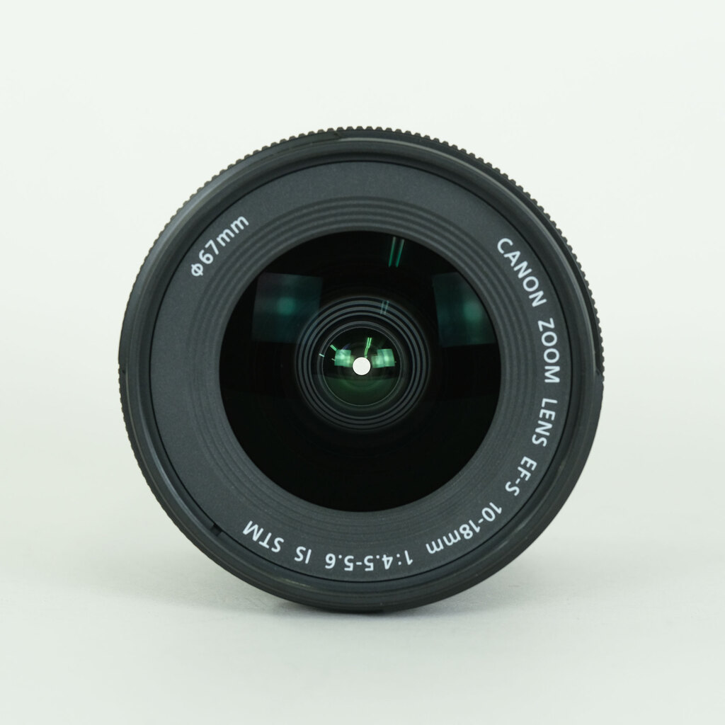 Canon EF-S10-18mm F4.5-5.6 IS STM
