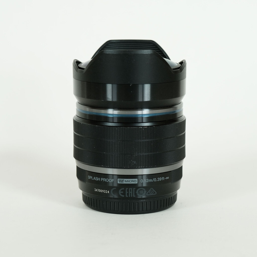 OLYMPUS M.ZUIKO DIGITAL ED 8mm F1.8 Fisheye PRO