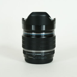 OLYMPUS M.ZUIKO DIGITAL ED 8mm F1.8 Fisheye PRO