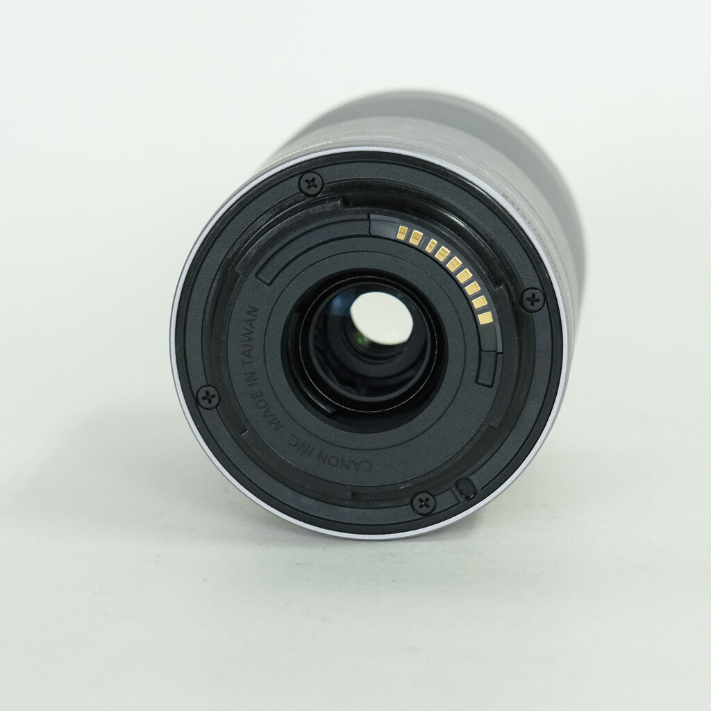 Canon EF-M55-200mm F4.5-6.3 IS STM シルバー
