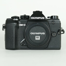OLYMPUS OM-D E-M5 Mark III
