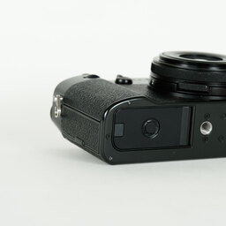 FUJIFILM X100V ブラック