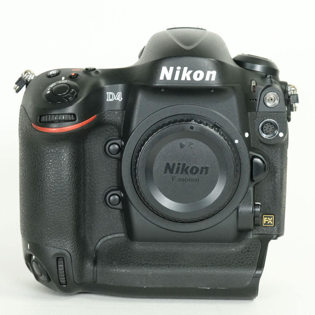 Nikon D4