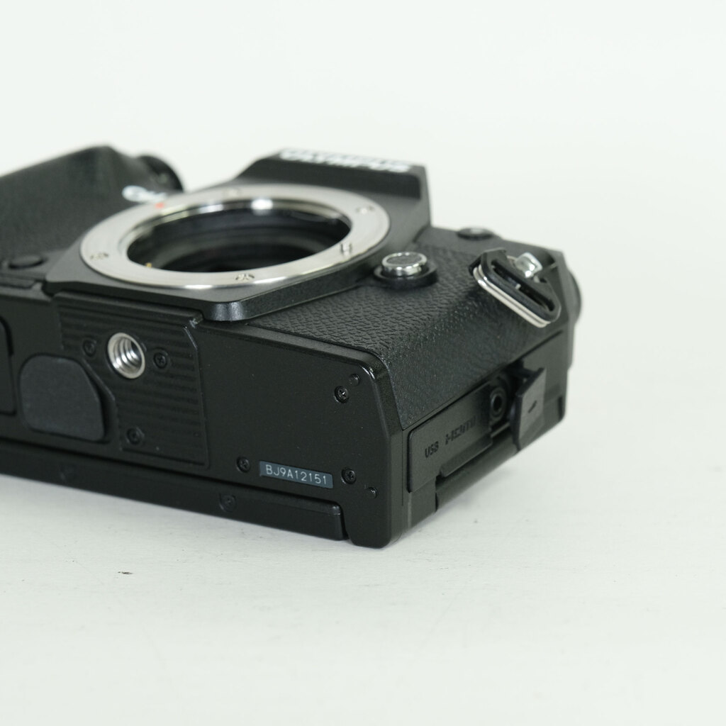 OLYMPUS OM-D E-M5 Mark III