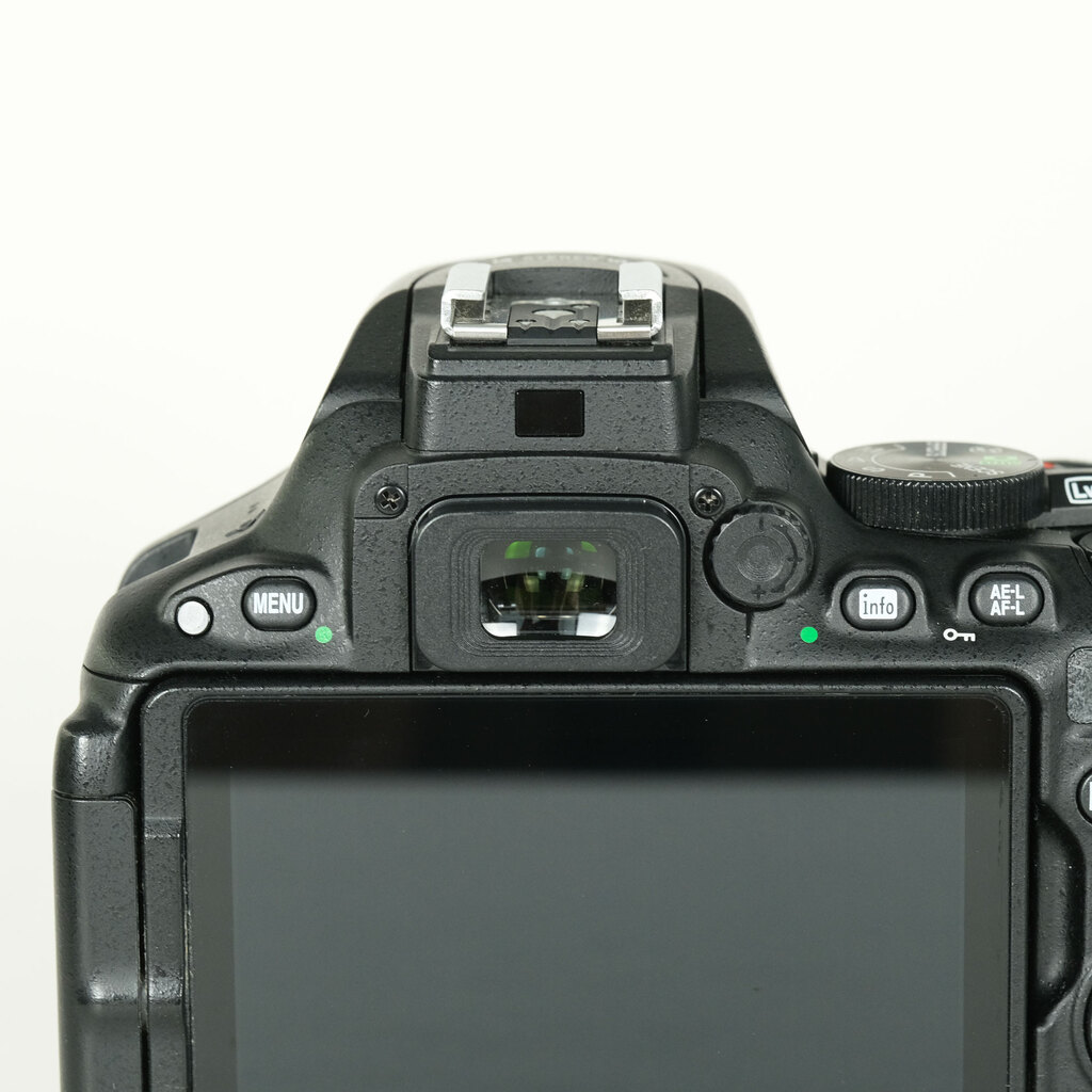 Nikon D5500の出品 | ONE SCENE（ワンシーン）