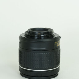 Nikon AF-P DX NIKKOR 18-55mm F3.5-5.6G VR Nikon AF-P DX NIKKOR 18-55mm F3.5-5.6G VR