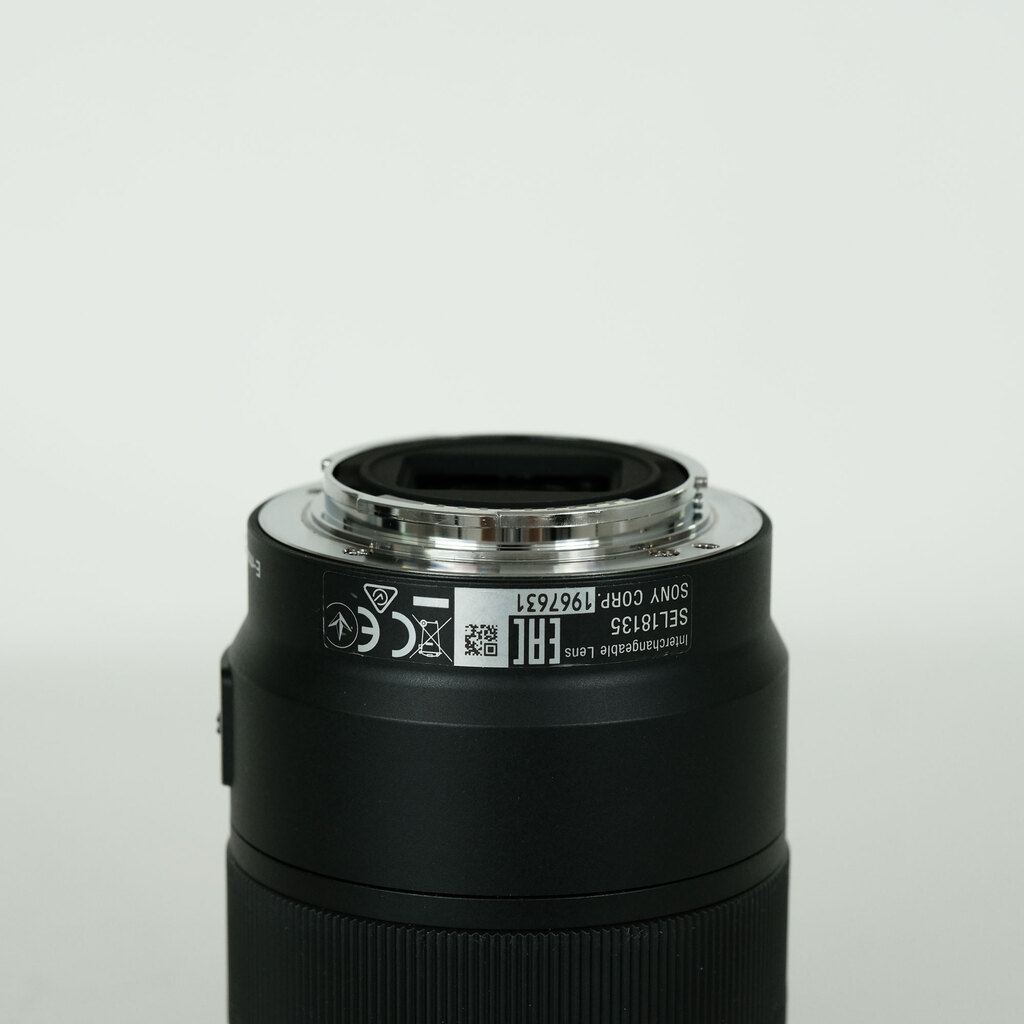 SONY E 18-135mm F3.5-5.6 OSS SEL18135