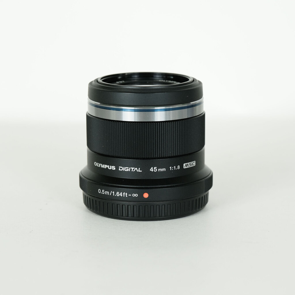 OLYMPUS M.ZUIKO DIGITAL 45mm F1.8