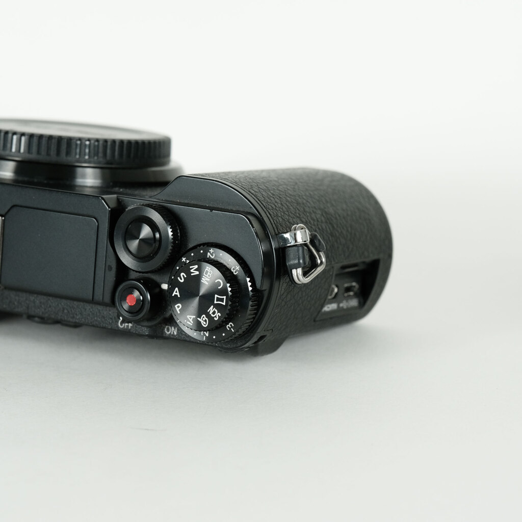 Panasonic LUMIX DC-GX7MK3 ブラック