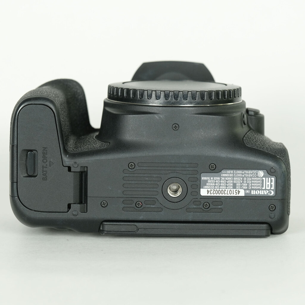 Canon EOS Kiss X9i Canon EOS Kiss X9i