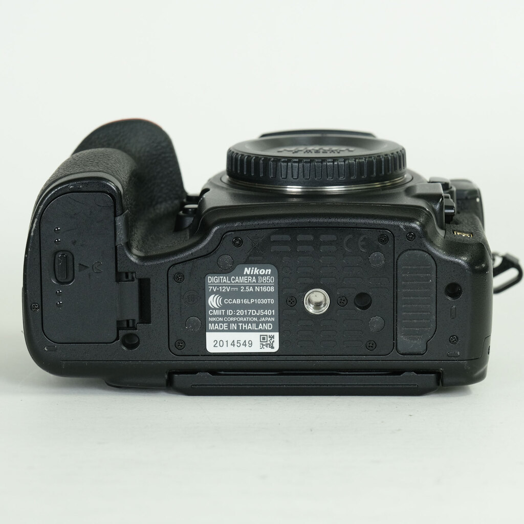 Nikon D850