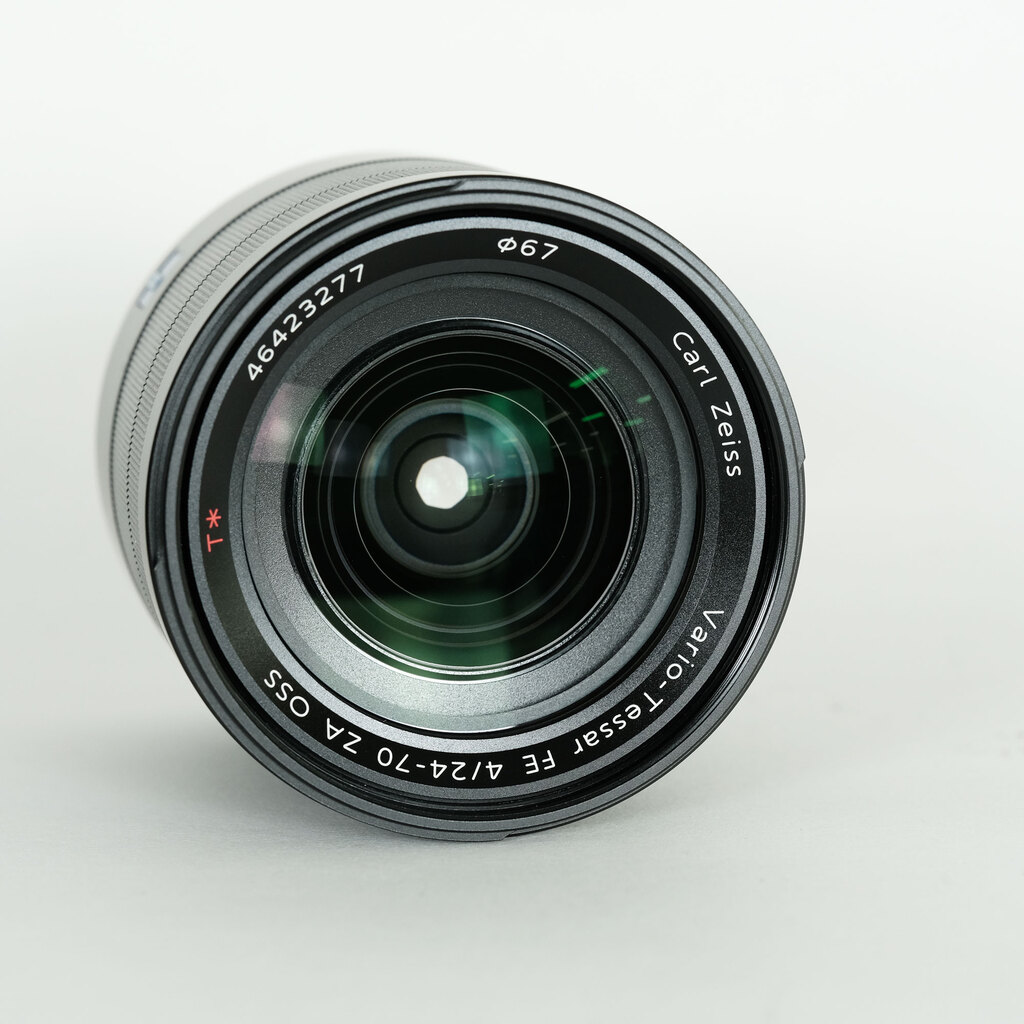 SONY Vario-Tessar T* FE 24-70mm F4 ZA OSS SEL2470Z SONY Vario-Tessar T* FE 24-70mm F4 ZA OSS SEL2470Z