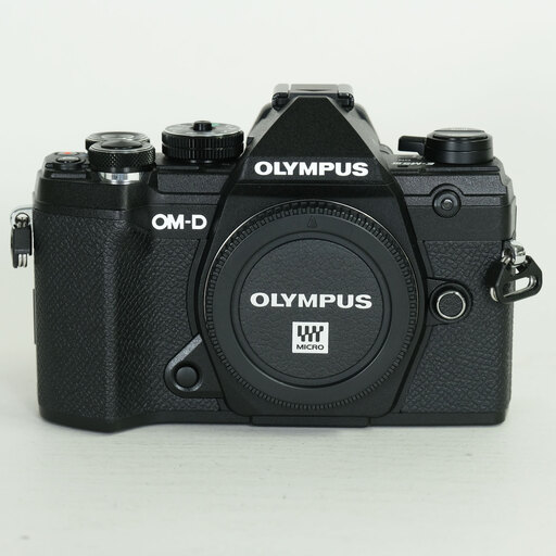 OLYMPUS OM-D E-M5 Mark III