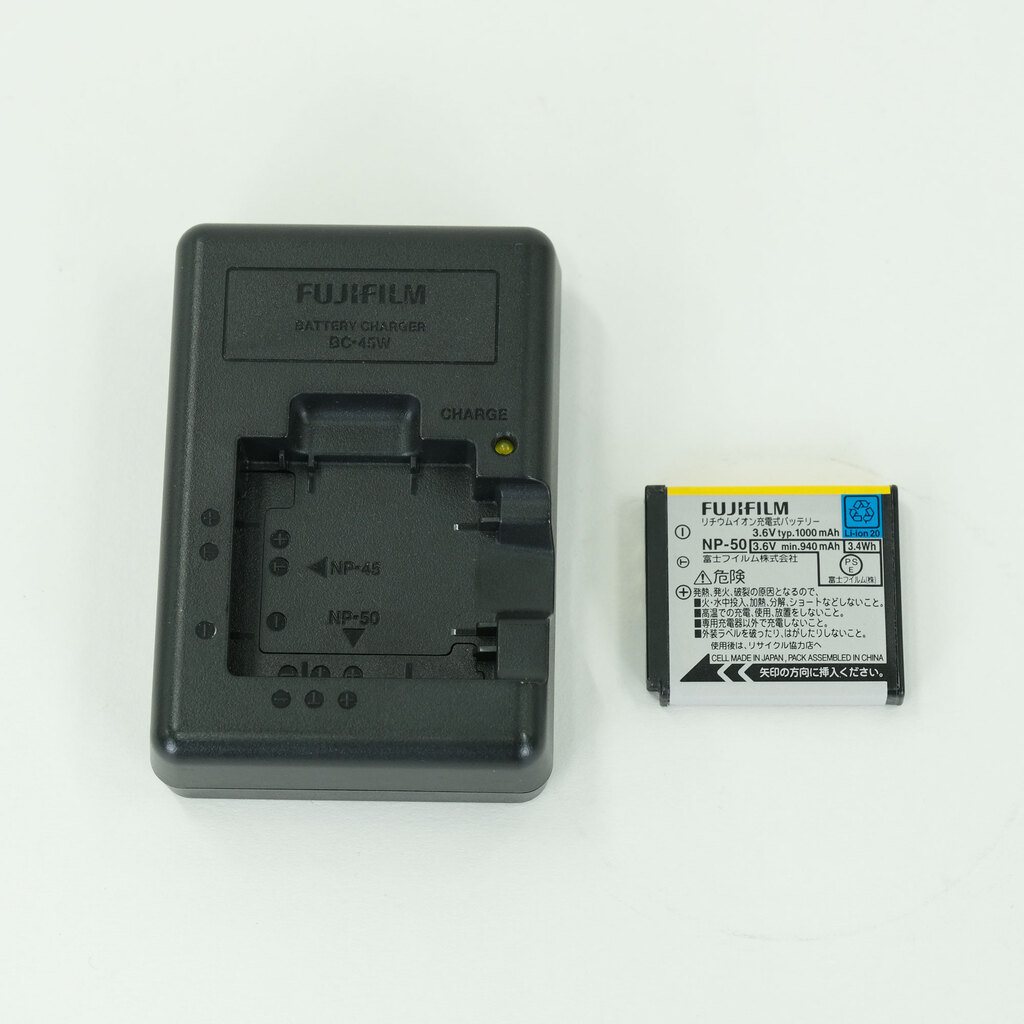FUJIFILM FinePix F200EXR ブラック FUJIFILM FinePix F200EXR ブラック