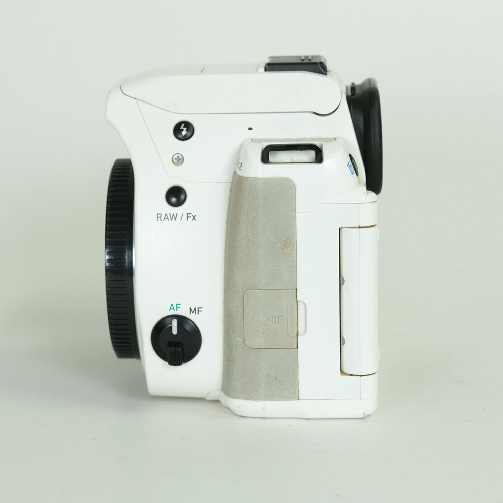 PENTAX K-S2 ボディ ホワイト