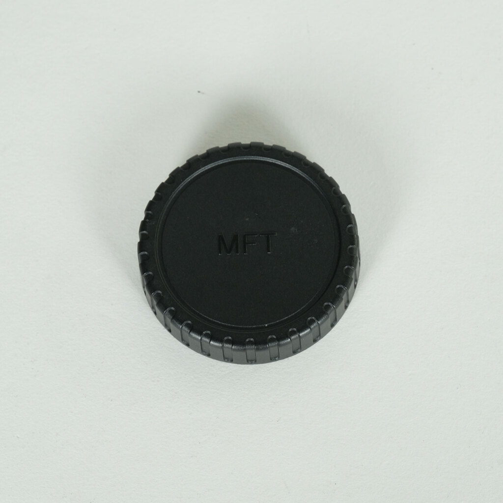 OLYMPUS M.ZUIKO DIGITAL 17mm F1.8