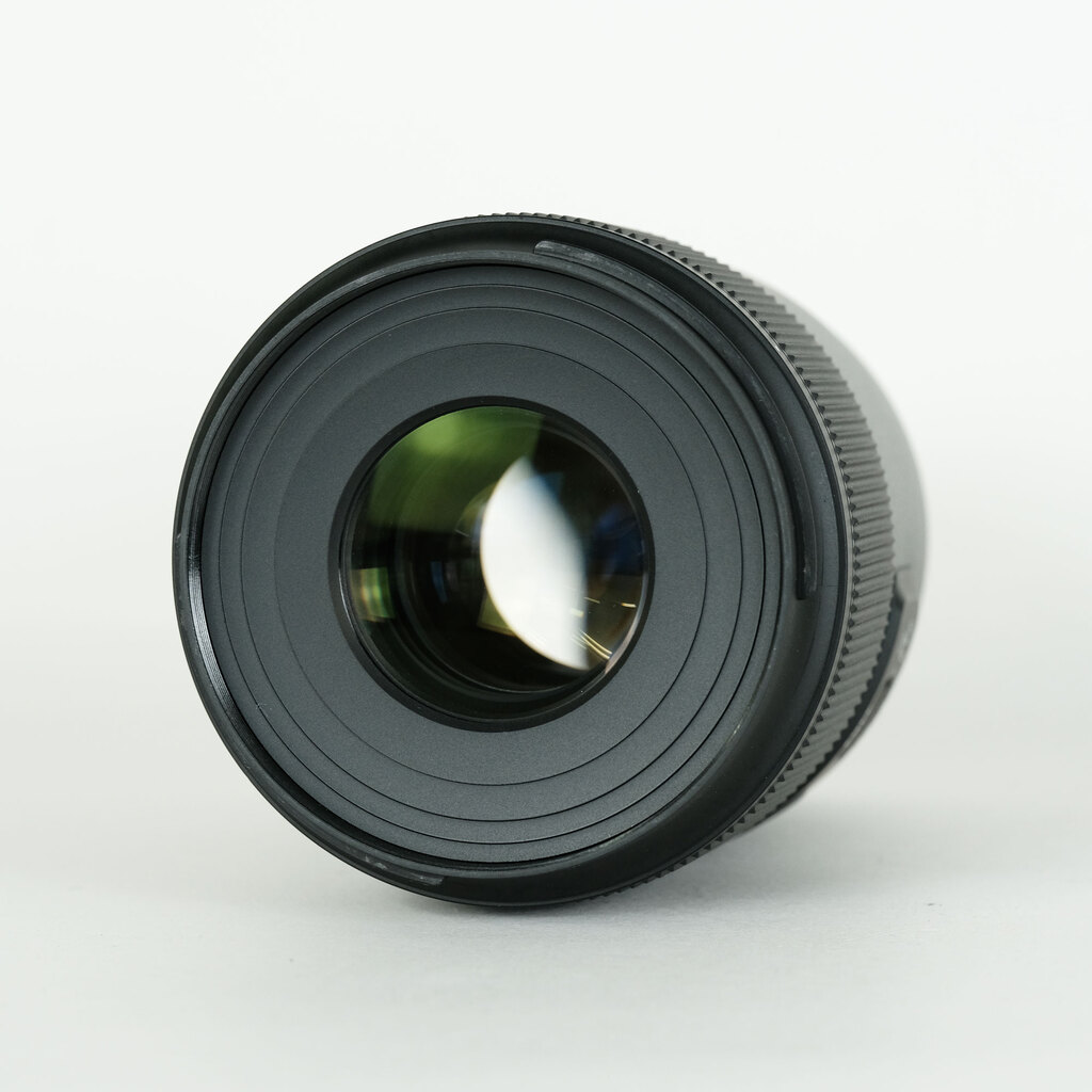 TAMRON 90mm F/2.8 Di III MACRO VXD [ソニーE用]