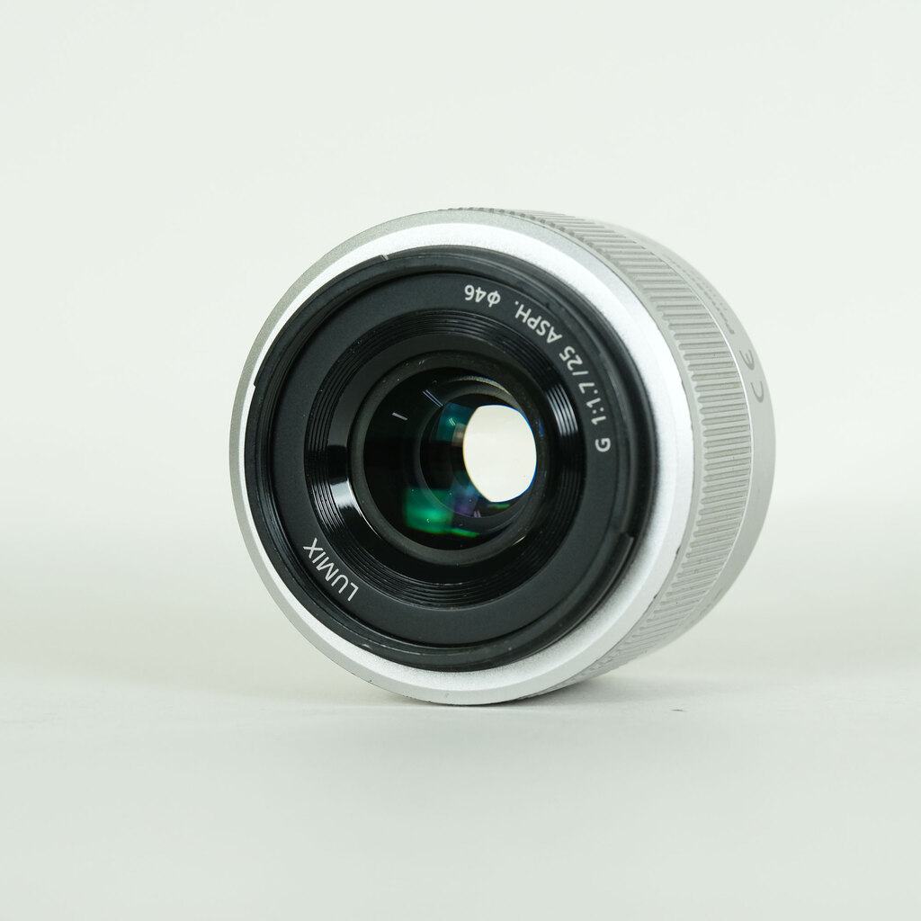 Panasonic LUMIX G 25mm F1.7 ASPH.