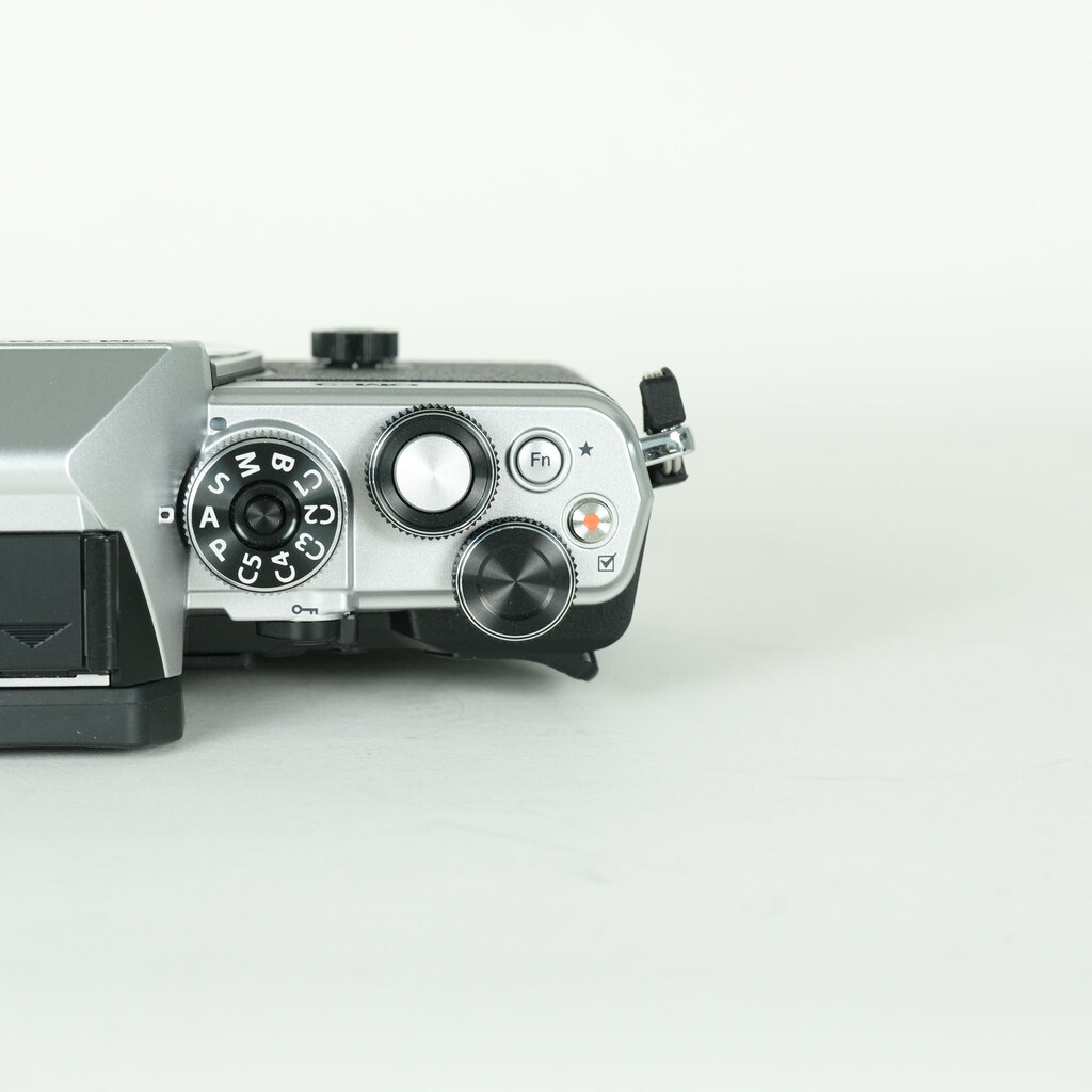 OM SYSTEM OM-3 OM SYSTEM OM-3
