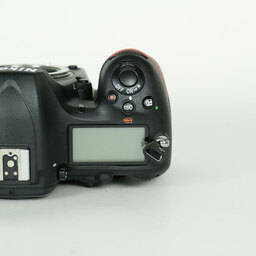 Nikon D500