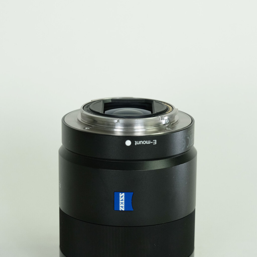 SONY Sonnar T* FE 55mm F1.8 ZA SEL55F18Z SONY Sonnar T* FE 55mm F1.8 ZA SEL55F18Z