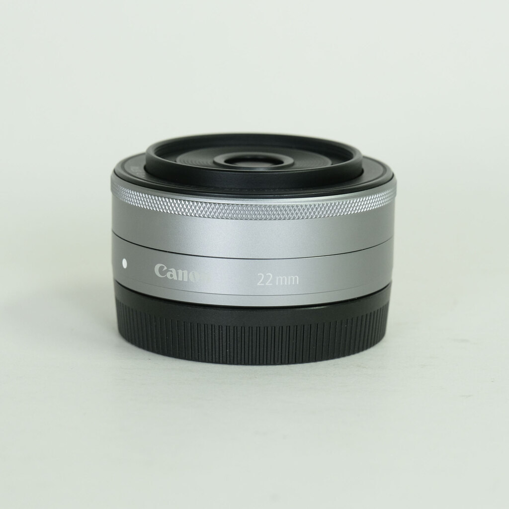 Canon EF-M22mm F2 STM Canon EF-M22mm F2 STM