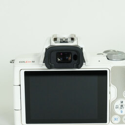 Canon EOS Kiss M Canon EOS Kiss M