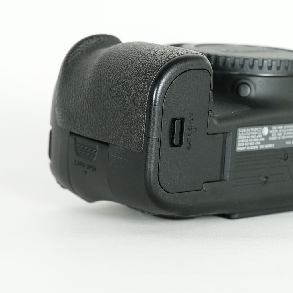 Canon EOS 6D Mark II