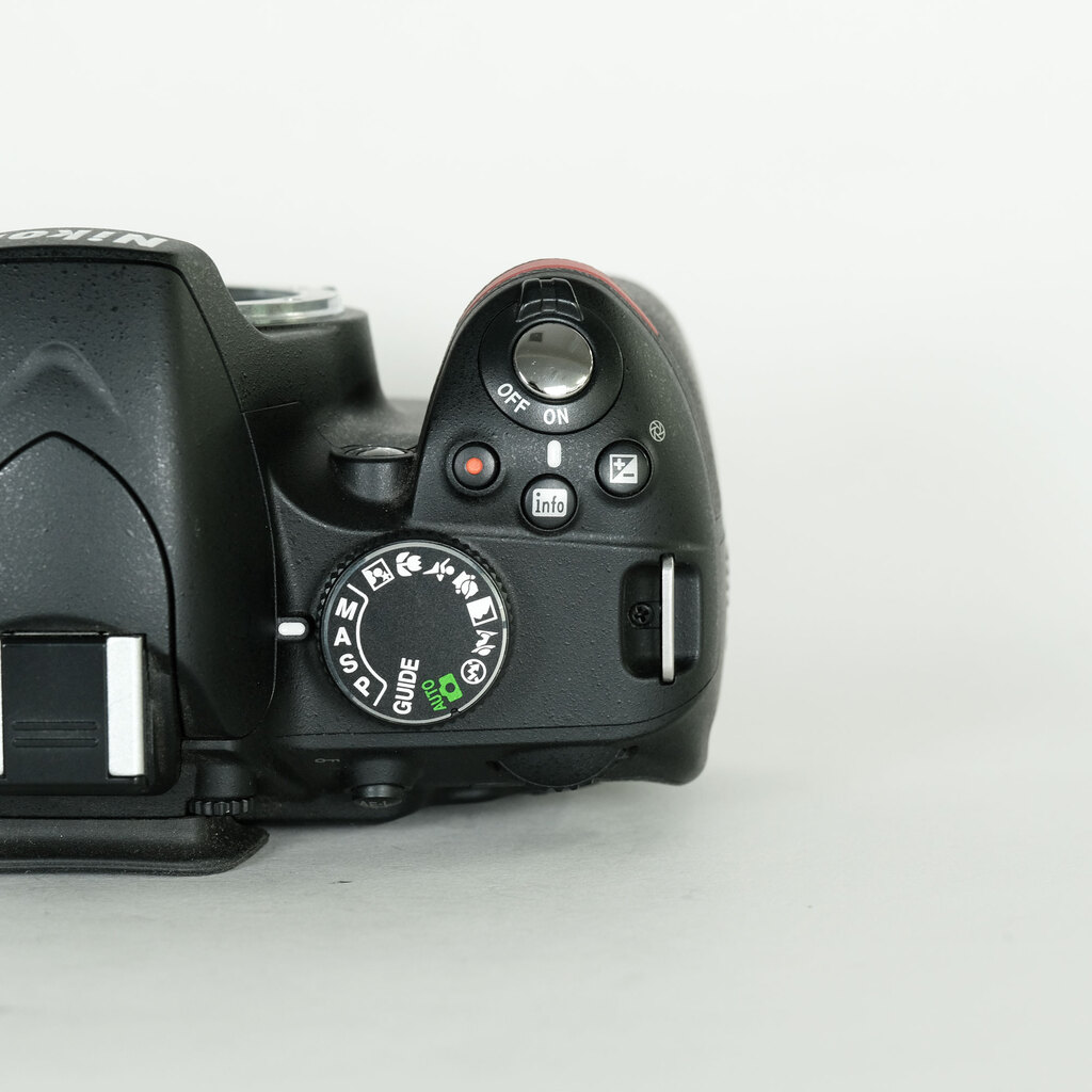 Nikon D3200ボディ ブラック