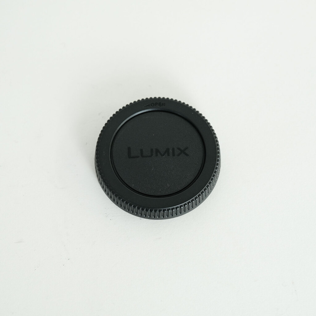 OLYMPUS M.ZUIKO DIGITAL ED 12-100mm F4.0 IS PRO