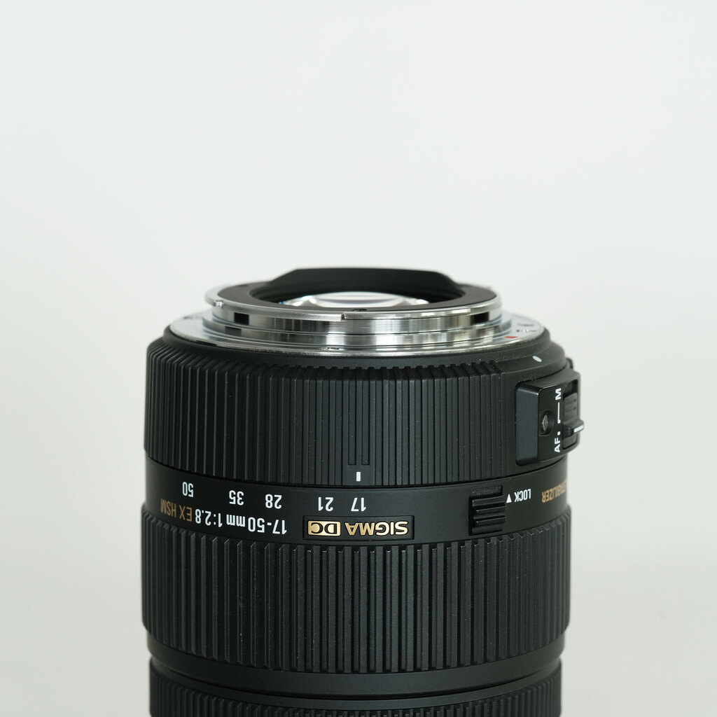 SIGMA 17-50mm F2.8 EX DC OS HSM (キヤノンEF用)