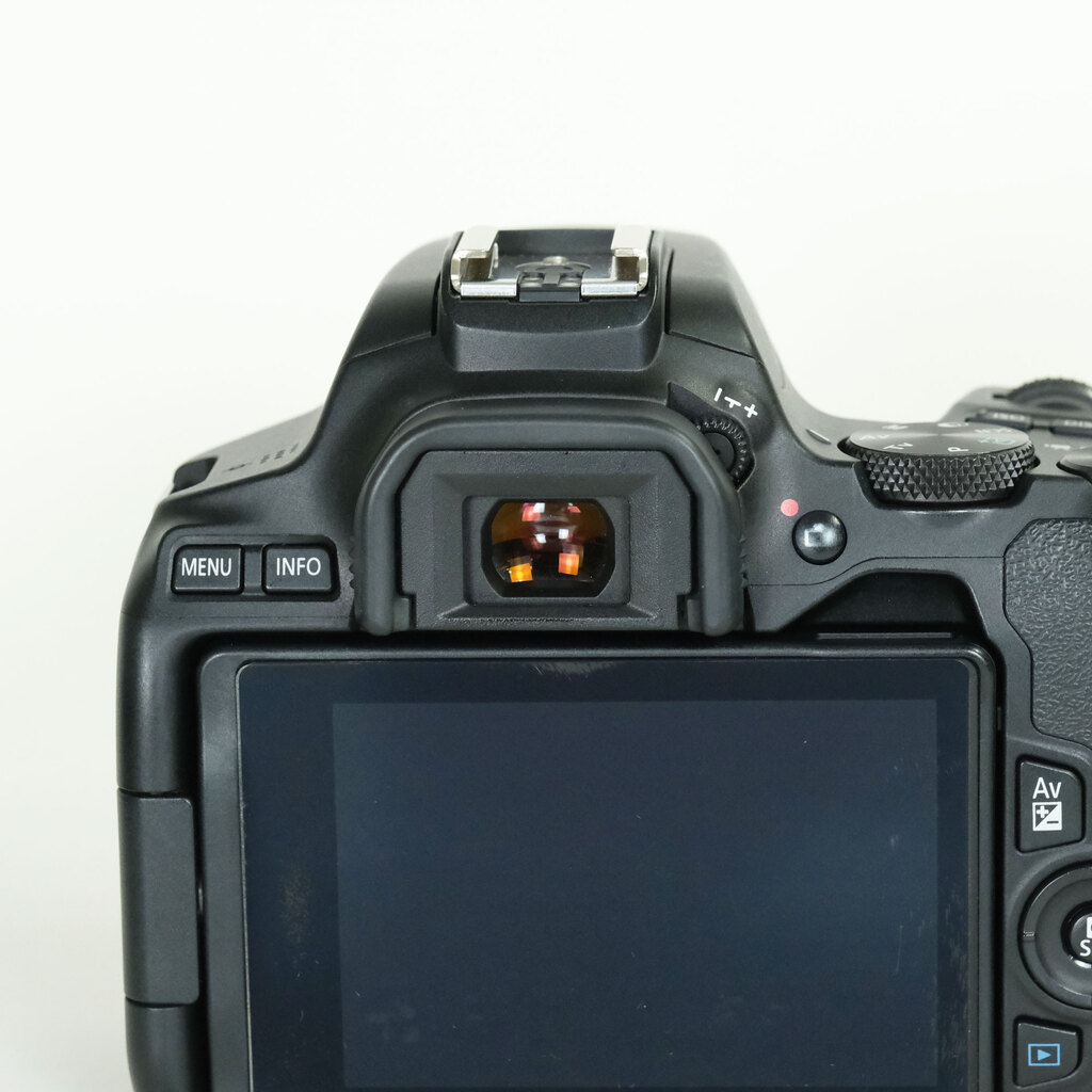 Canon EOS Kiss X10
