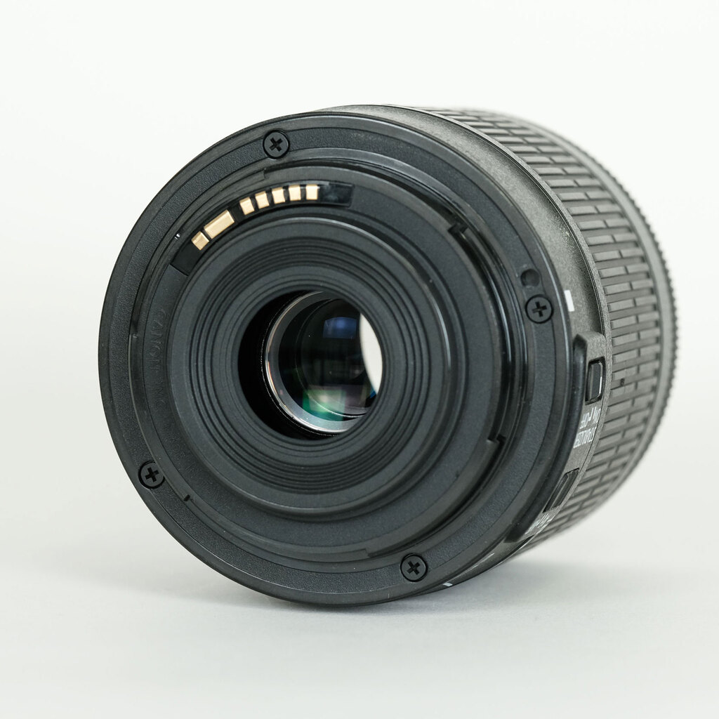 Canon EF-S18-55mm F3.5-5.6 IS STM