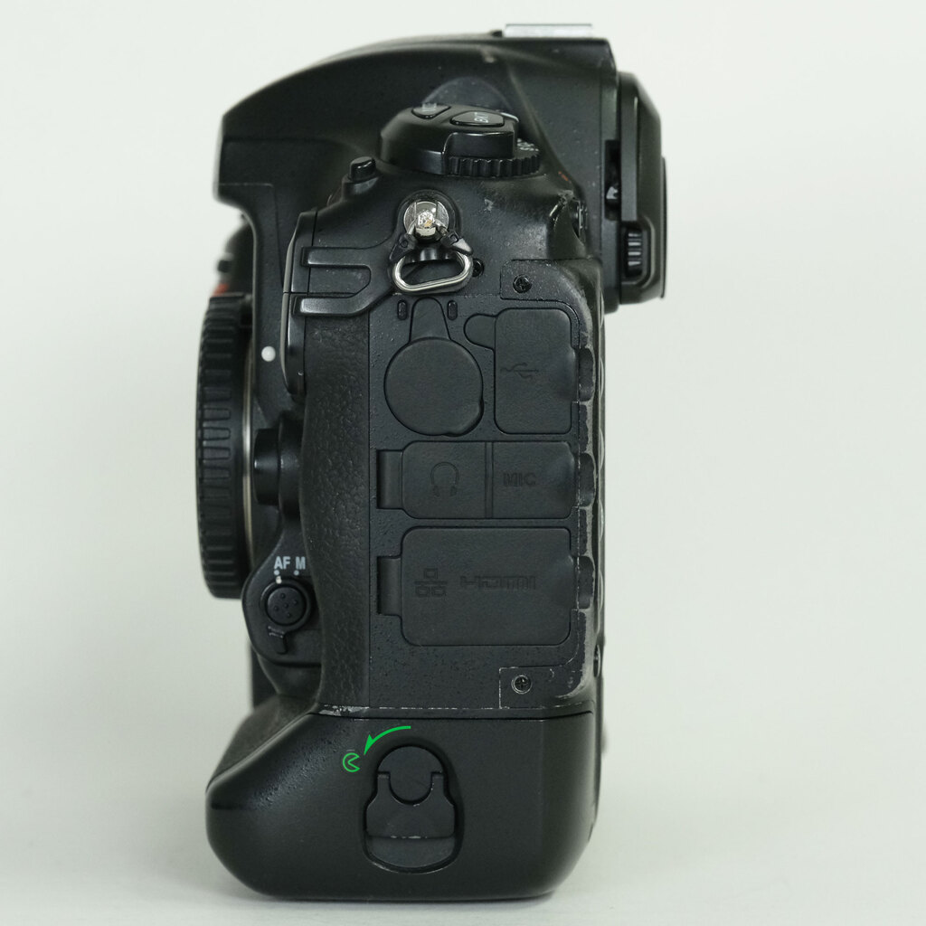Nikon D5 ボディ（CF-Type）