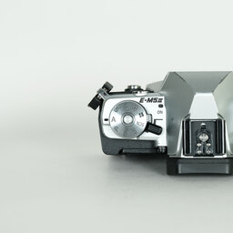 OLYMPUS OM-D E-M5 Mark II