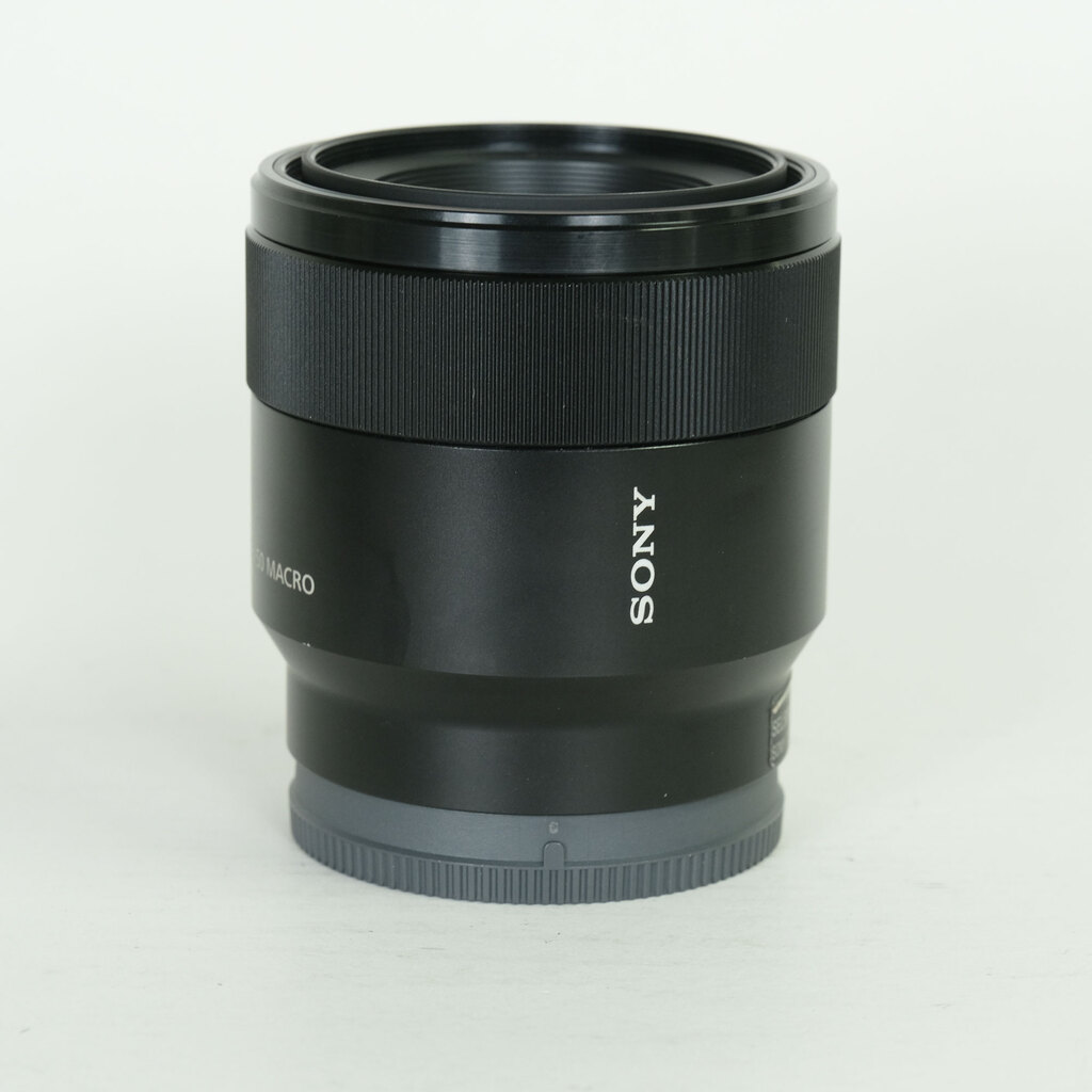 SONY FE 50mm F2.8 Macro SEL50M28 SONY FE 50mm F2.8 Macro SEL50M28