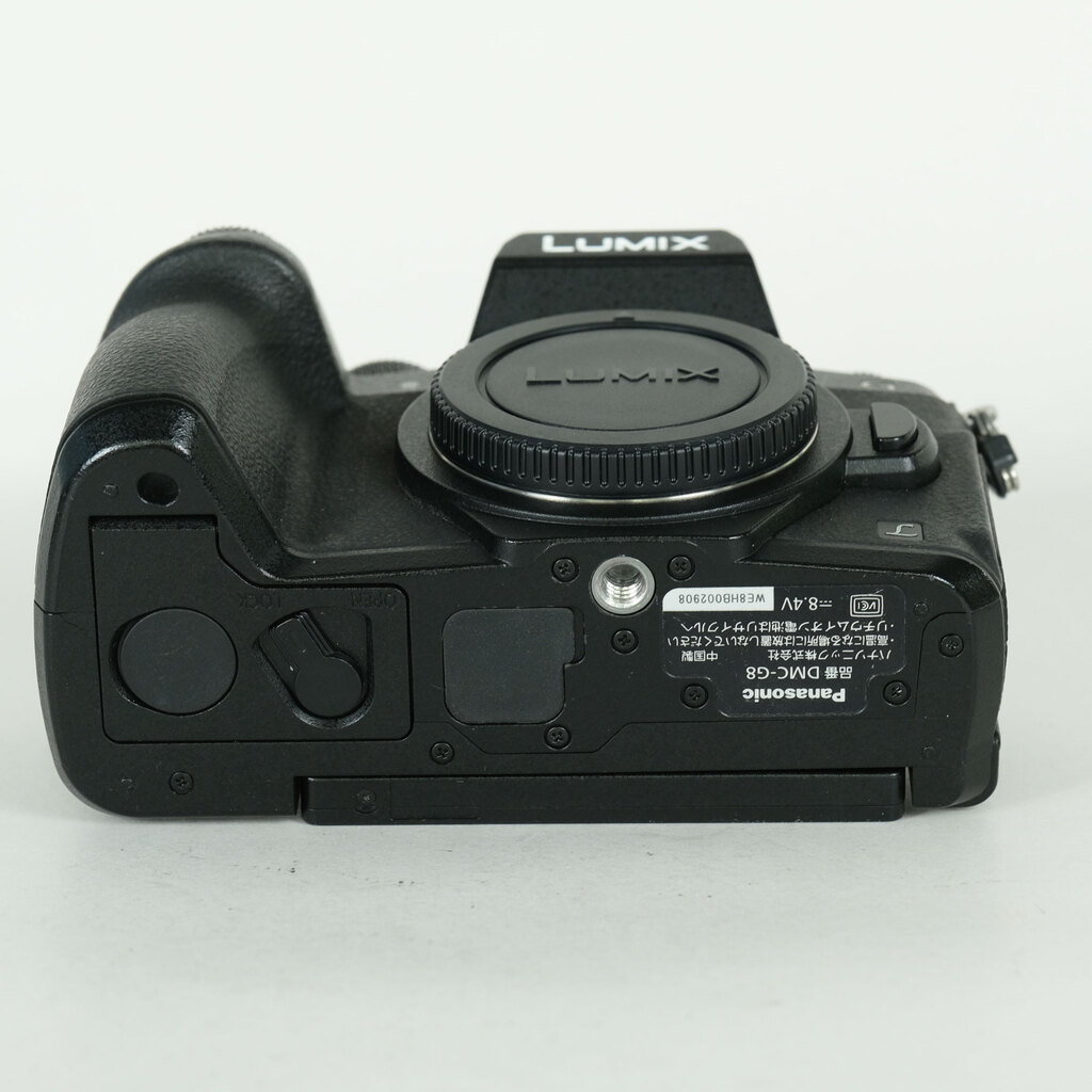 Panasonic LUMIX DMC-G8 ボディ 実用品 Panasonic LUMIX DMC-G8の出品 | ONE SCENE（ワンシーン）